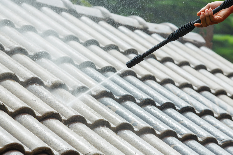 Roof Washing